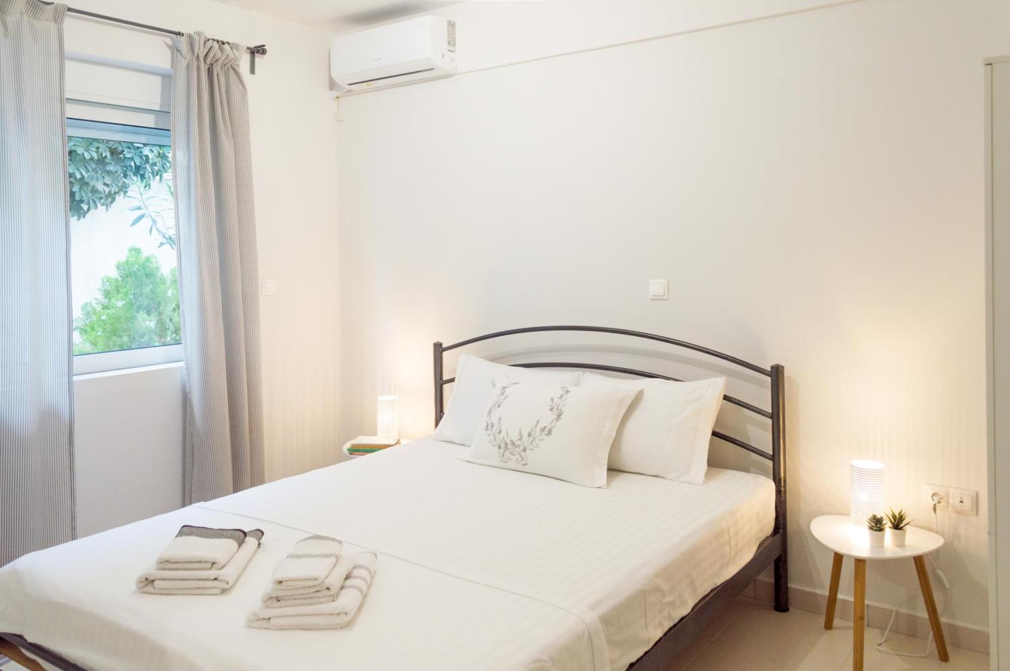 Easy & Comfy Nights Apartment Атина Екстериор снимка